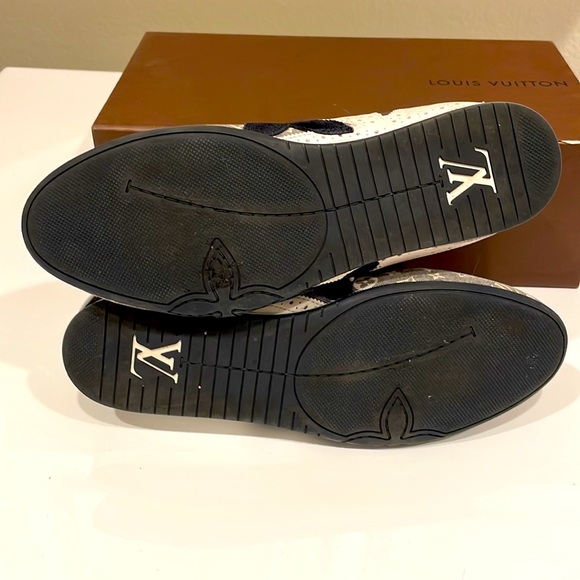 Vintage Louis Vuitton Blossom Monogram Sneakers - Picture 9 of 12